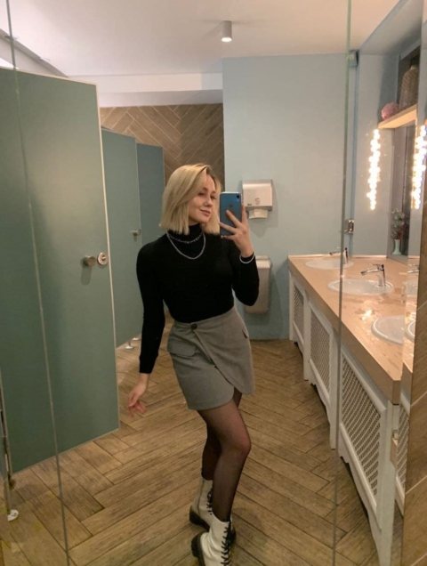 Индивидуалка Колпино, Она - cекс и интим услуги у метро Московские Ворота за 8000 р. час, телефон +79811554285 - фото 1