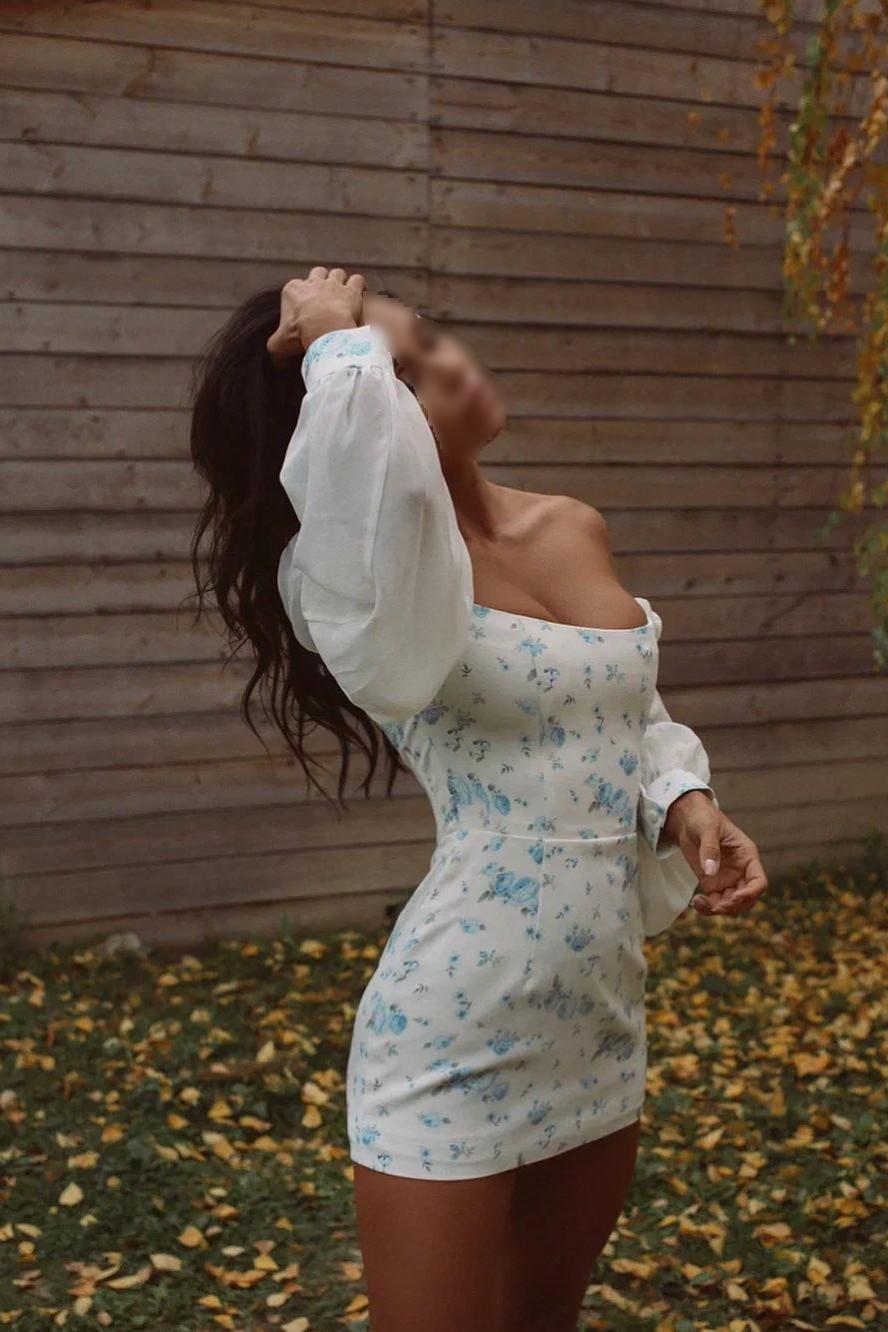 Проститутка Валерия СПб у метро Электросила, телефон +79812142180