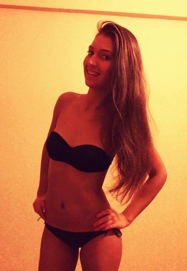 Проститутка Ира Питера у метро Парк Победы, телефон +7(911)830-07-16