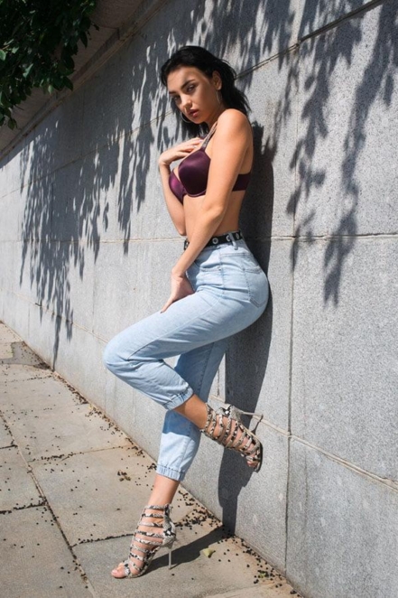 Проститутка с пирсингом Лера - cекс и интим услуги у метро Черная Речка за 3000 р. час, телефон +7(999)028-14-58 - фото 1