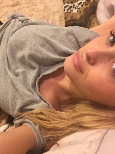 Валя - cекс и интим услуги у метро Старая Деревня за 3000 р. час, телефон +7(931)366-28-01 - фото 1