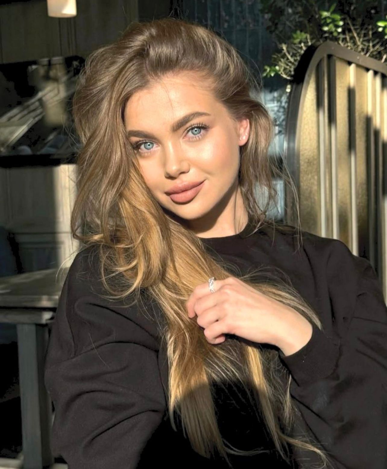 Проститутка Лена СПб у метро Спортивная, телефон +7(921)946-50-58